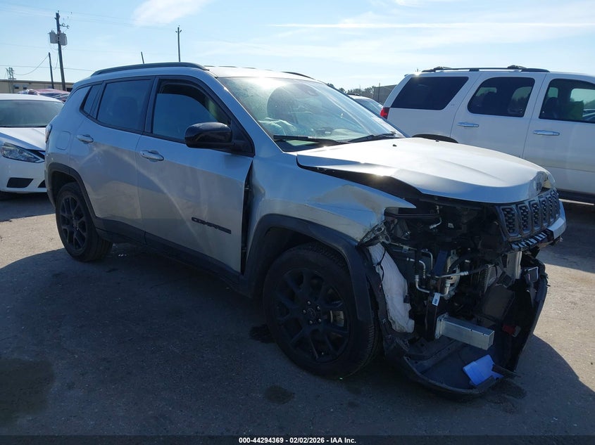 2026 Jeep Compass Latitude Altitude