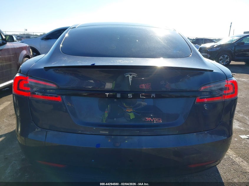 2018 Tesla Model S 100D/75D/P100D VIN: 5YJSA1E25JF258717 Lot: 44294580