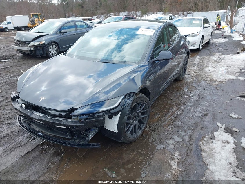 2025 Tesla Model 3 Long Range Rear-Wheel Drive/Standard Rear-Wheel Drive 5YJ3E1EA0SF024261 photo 1