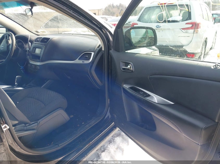 VIN 3C4PDCAB7HT675802 2017 DODGE JOURNEY SE