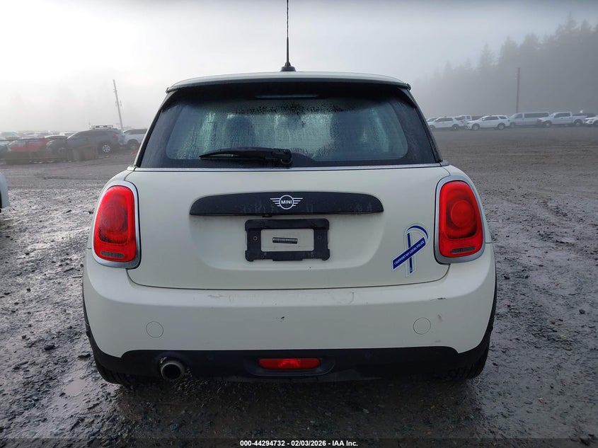 2021 Mini Hardtop Cooper VIN: WMWXR3C07M2N81912 Lot: 44294732