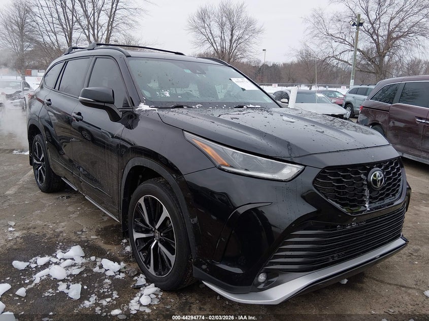 2021 Toyota Highlander Xse