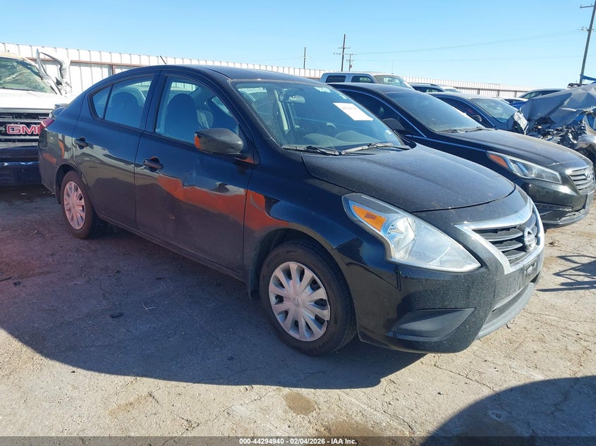 2017 Nissan Versa 1.6 S+