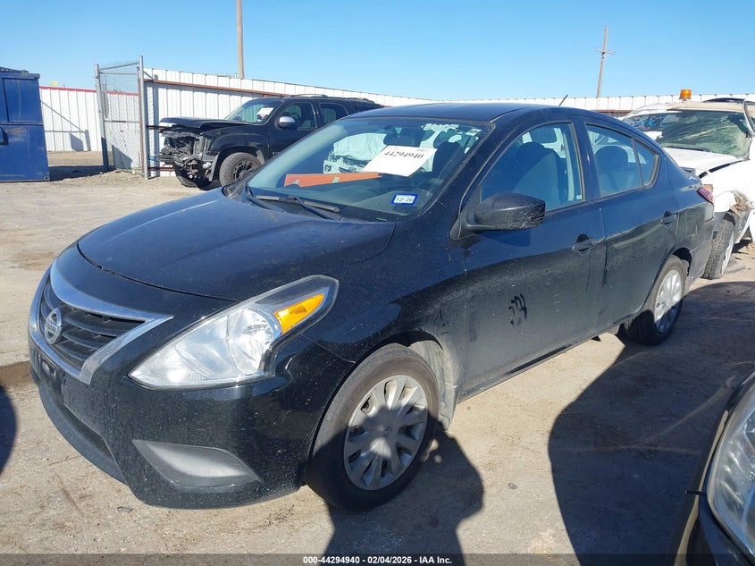 2017 Nissan Versa 1.6 S+