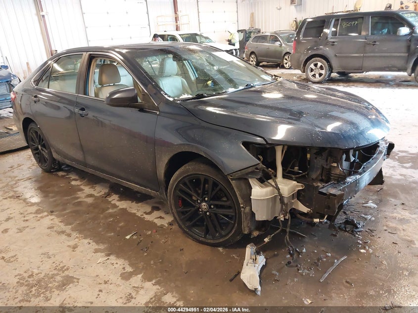 2016 Toyota Camry Xle