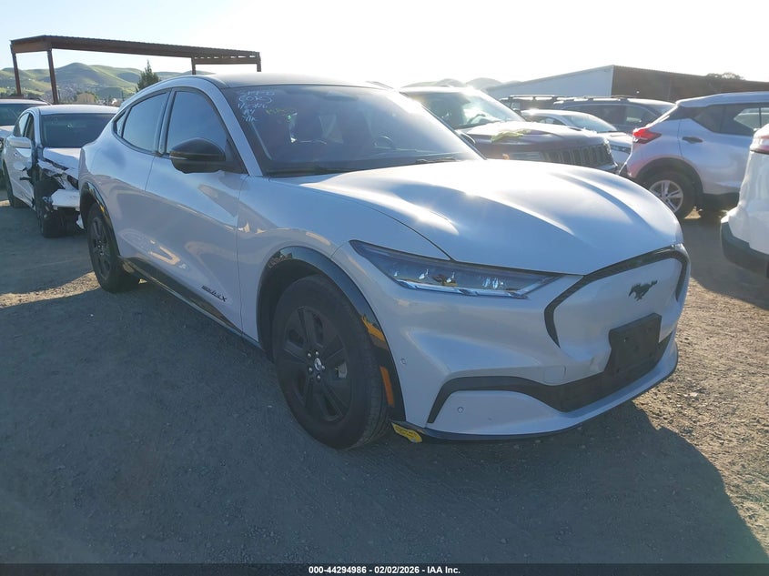 2022 Ford Mustang Mach-E California Route 1