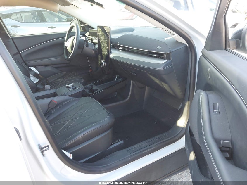 2022 Ford Mustang Mach-E California Route 1