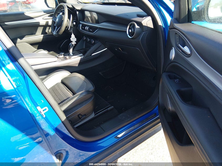 2018 Alfa Romeo Stelvio Ti Sport Awd