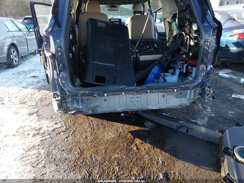 2021 Toyota Sienna Xle VIN: 5TDJSKFC0MS015371 Lot: 44295046