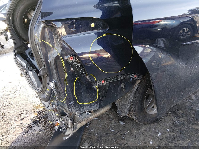 2021 Toyota Sienna Xle VIN: 5TDJSKFC0MS015371 Lot: 44295046