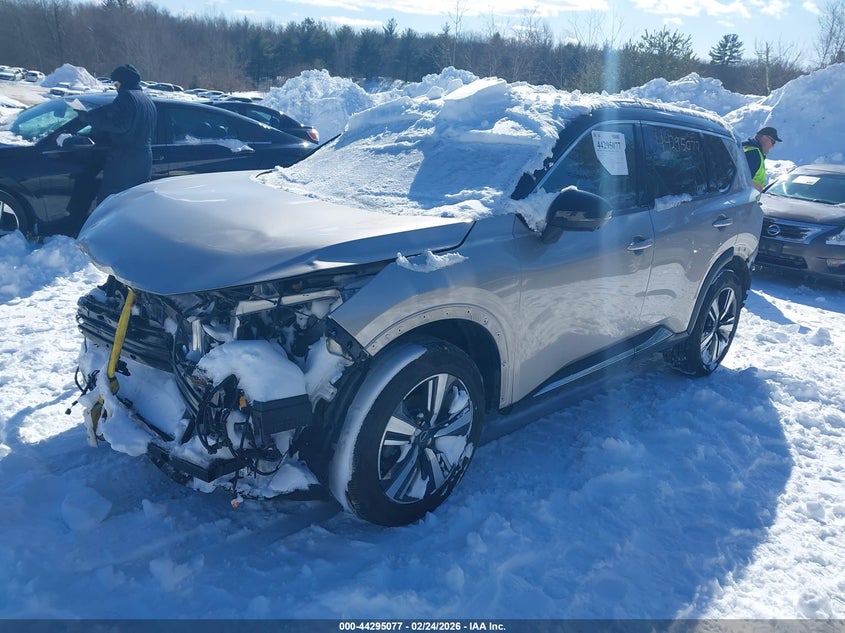 2022 Nissan Rogue Platinum Intelligent Awd