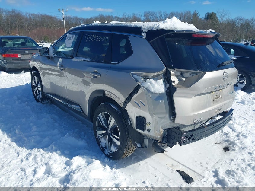 2022 Nissan Rogue Platinum Intelligent Awd