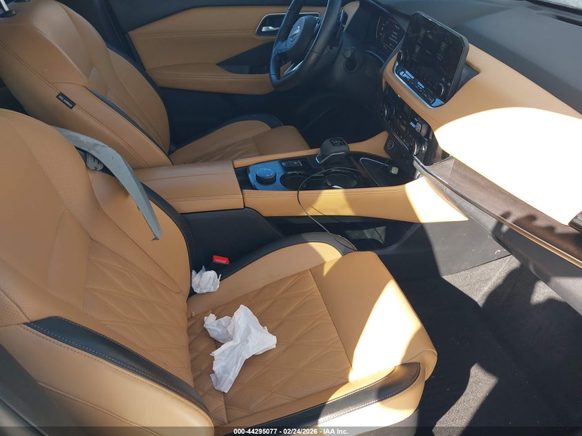 2022 Nissan Rogue Platinum Intelligent Awd