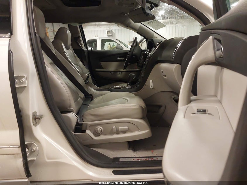 2011 GMC Acadia Denali