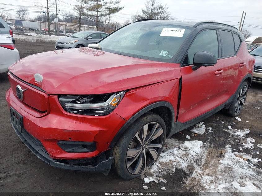 2022 Volvo Xc40 Recharge Pure Electric P8 Twin Plus