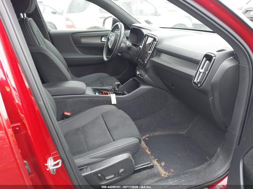 2022 Volvo Xc40 Recharge Pure Electric P8 Twin Plus