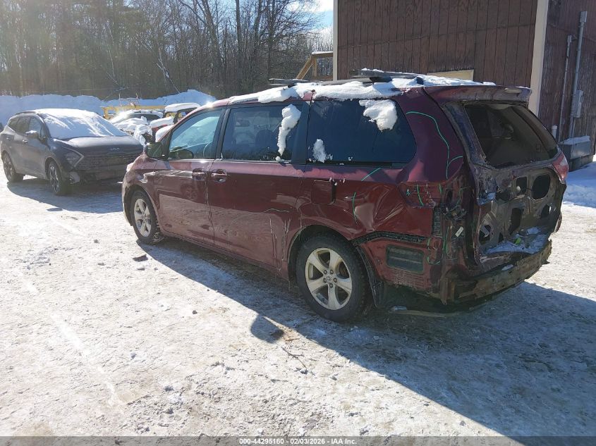 2015 Toyota Sienna Le 8 Passenger