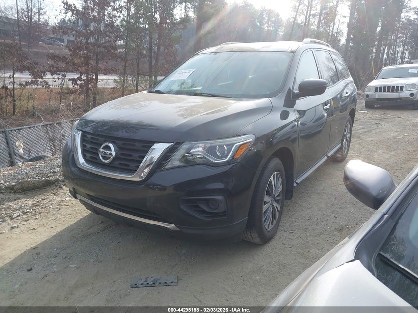 2020 Nissan Pathfinder S 2Wd