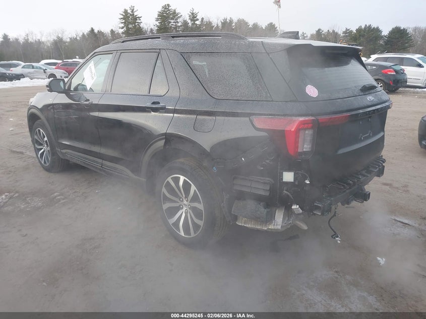 2025 Ford Explorer St-Line