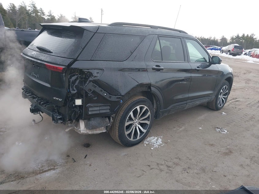 2025 Ford Explorer St-Line