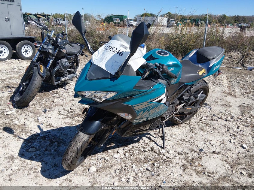 VIN JKAEXKH1XMDAA6793 2021 KAWASAKI EX400