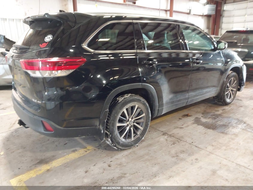 2017 Toyota Highlander Xle