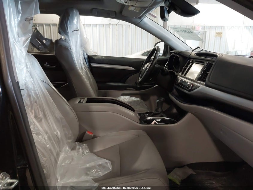 2017 Toyota Highlander Xle