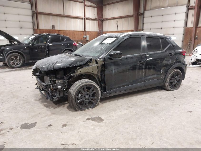 2022 Nissan Kicks Sv Xtronic Cvt