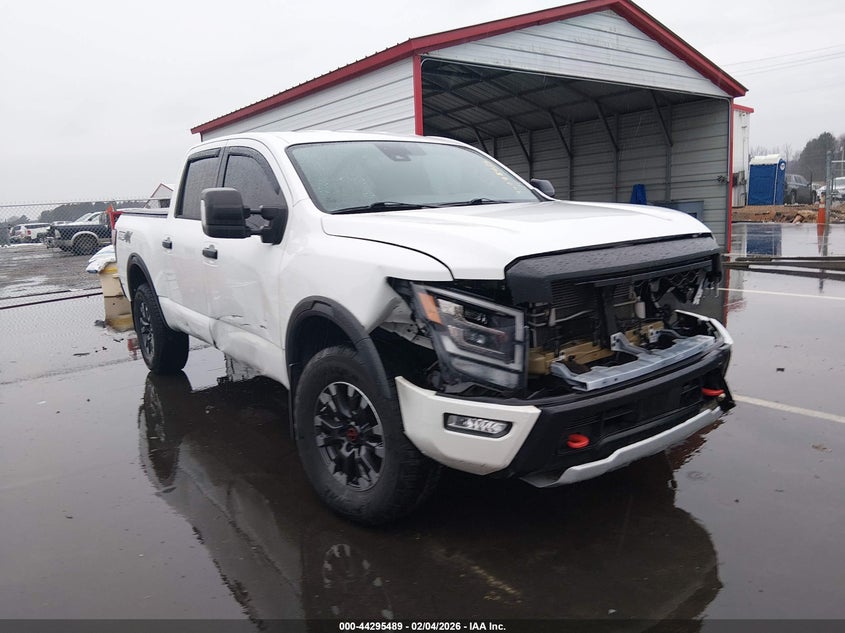 2023 Nissan Titan Pro-4X 4X4