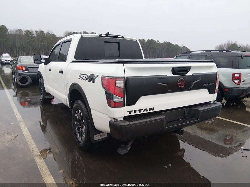 2023 Nissan Titan Pro-4X 4X4