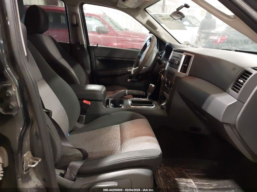 2010 Jeep Grand Cherokee Laredo