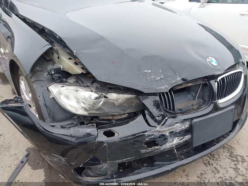 2010 BMW 328I VIN: WBAWV1C57AP123650 Lot: 44295600