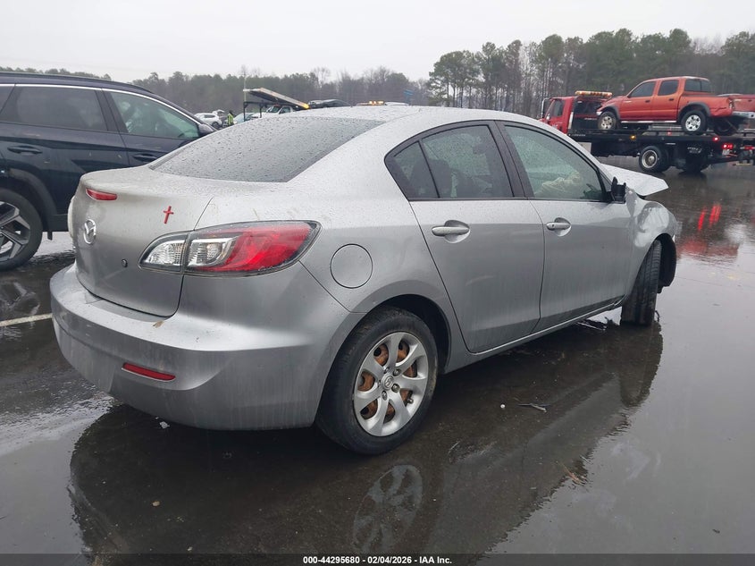 2013 Mazda 3 2.0 201 I Sv silver Lot 111044295680 Vin JM1BL1TG6D1821750