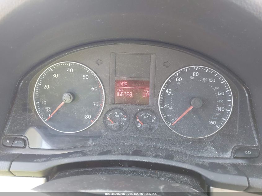 2007 Volkswagen Rabbit 4-Door VIN: WVWDS71K57W245758 Lot: 44295996