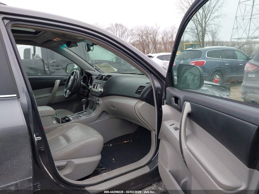 2012 Toyota Highlander Se V6