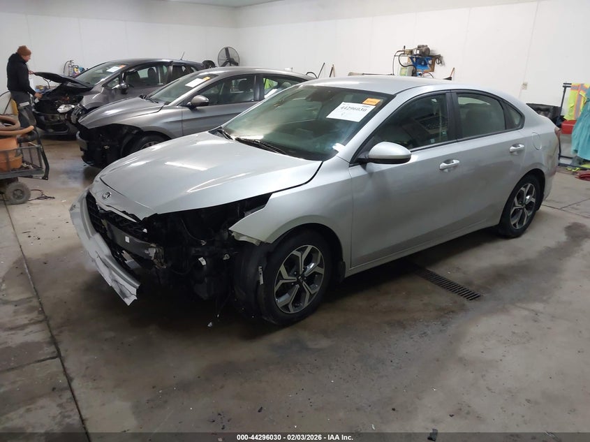 VIN 3KPF24AD8LE242799 2020 KIA FORTE LXS