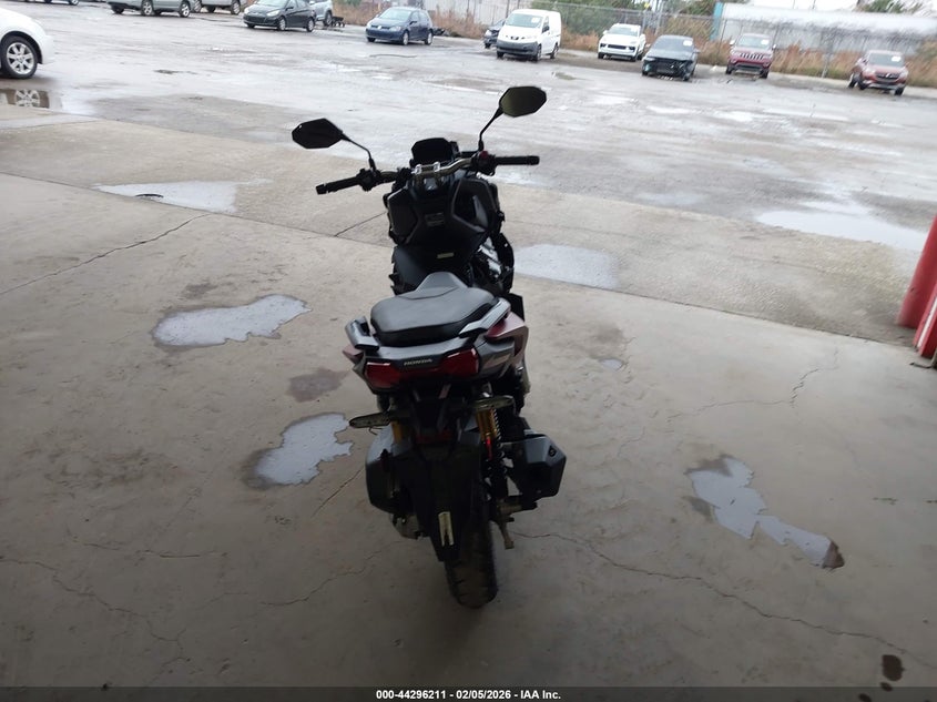 2024 Honda Adv160 A VIN: MLHKF5459R5001400 Lot: 44296211