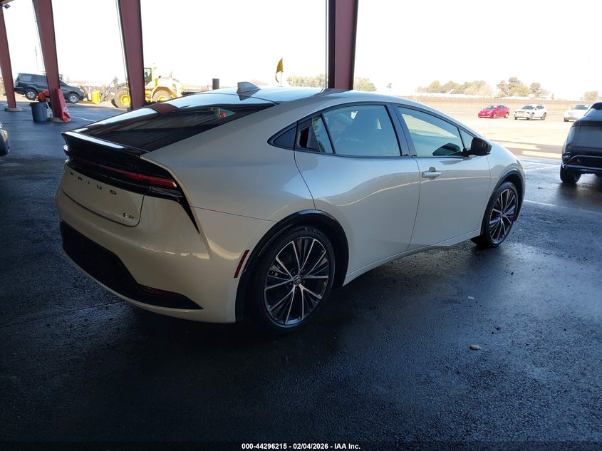 2023 Toyota Prius Xle