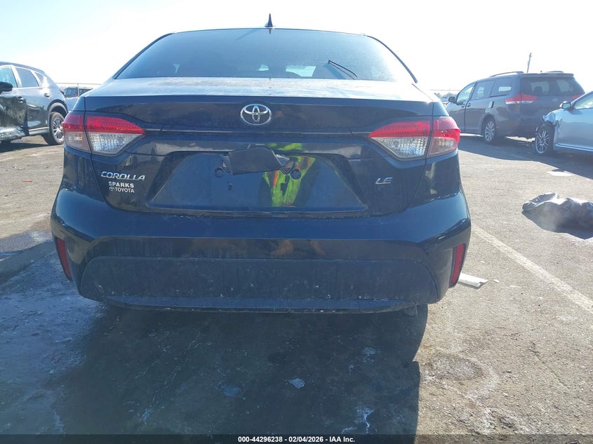 VIN: 5YFEPRAE0LP084427 2020 TOYOTA COROLLA LE