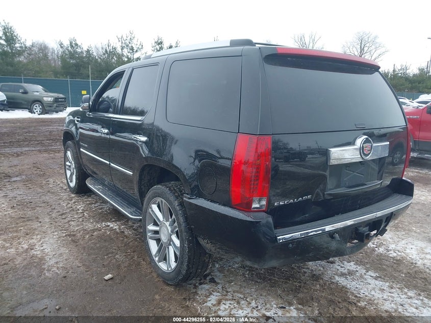 2007 Cadillac Escalade Standard