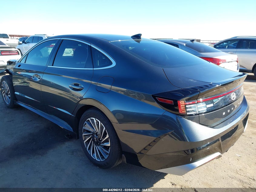 2025 Hyundai Sonata Hybrid Sel