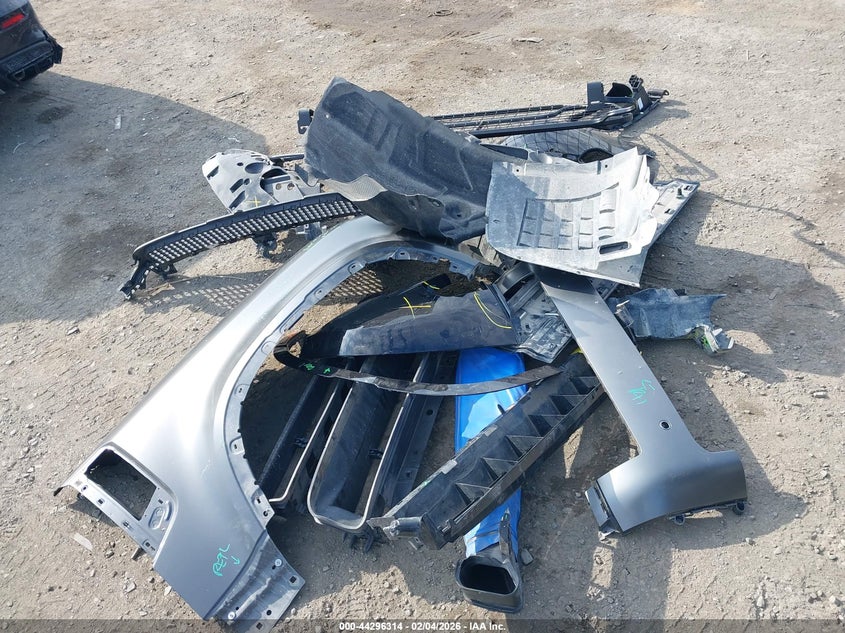 2023 Land Rover Defender 110 Carpathian Edition/110 V8 VIN: SALEWEEE4P2124382 Lot: 44296314