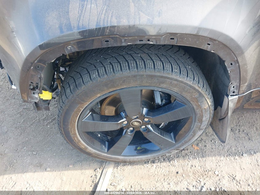 2023 Land Rover Defender 110 Carpathian Edition/110 V8 VIN: SALEWEEE4P2124382 Lot: 44296314