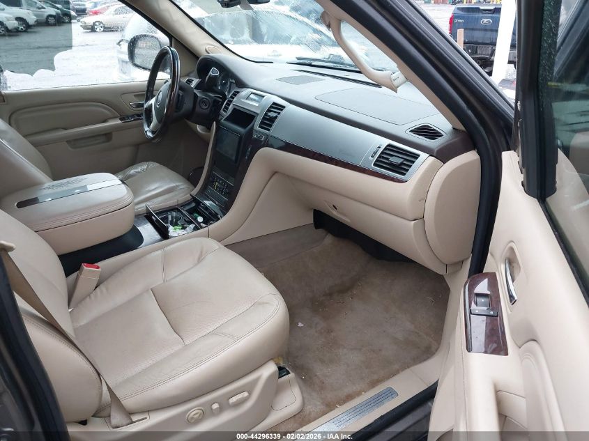 2011 Cadillac Escalade Esv Luxury