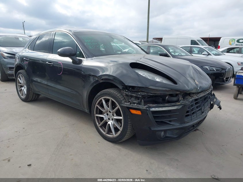 2016 Porsche Macan S