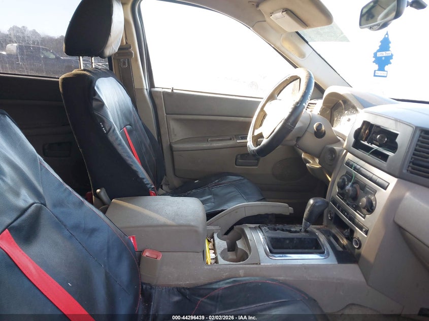 2006 Jeep Grand Cherokee Laredo