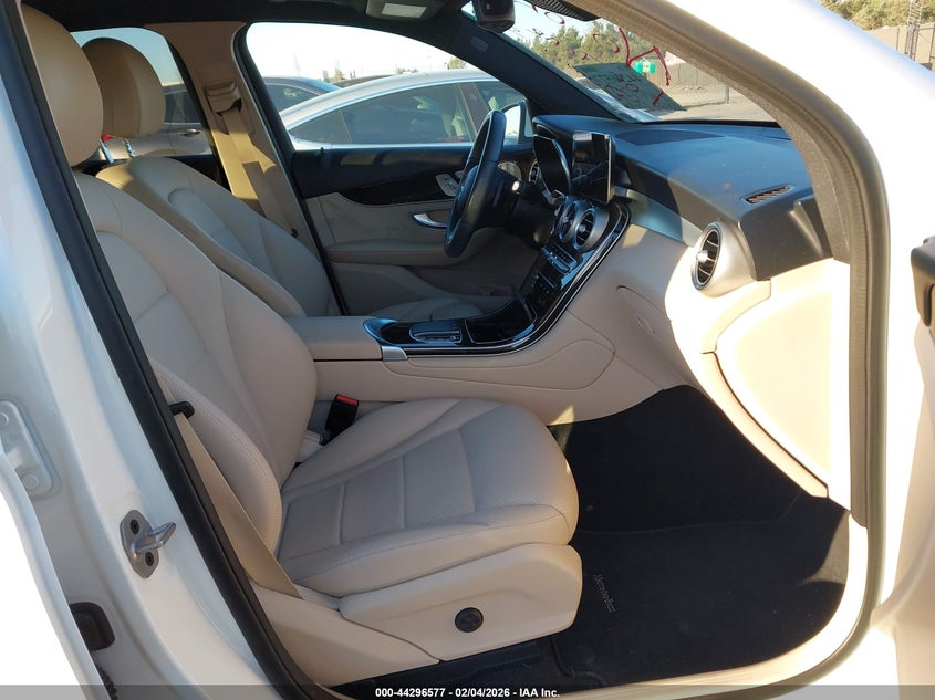 2021 Mercedes-Benz Glc 300 Suv