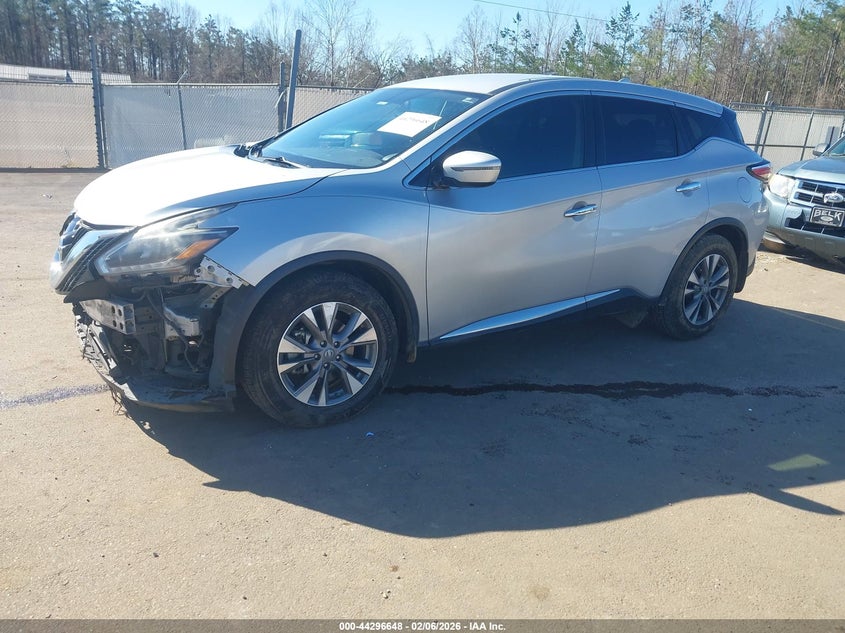 2018 NISSAN MURANO auction photo 2