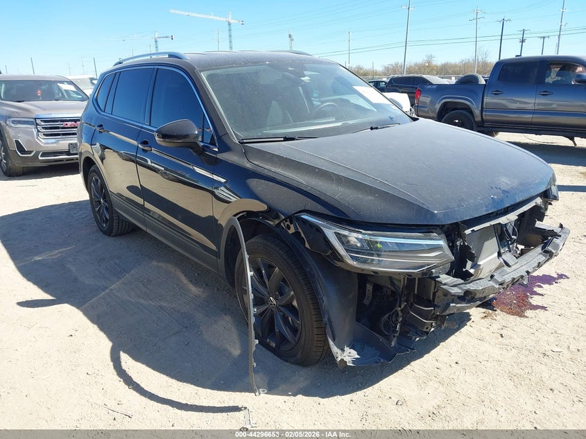 2024 Volkswagen Tiguan 2.0T Se/2.0T Wolfsburg Edition