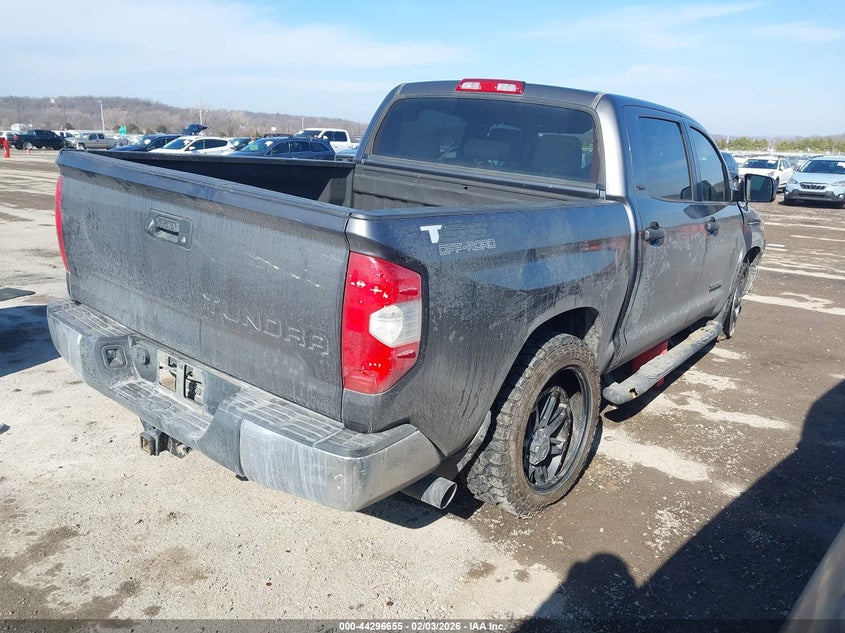 2018 TOYOTA TUNDRA auction photo 4